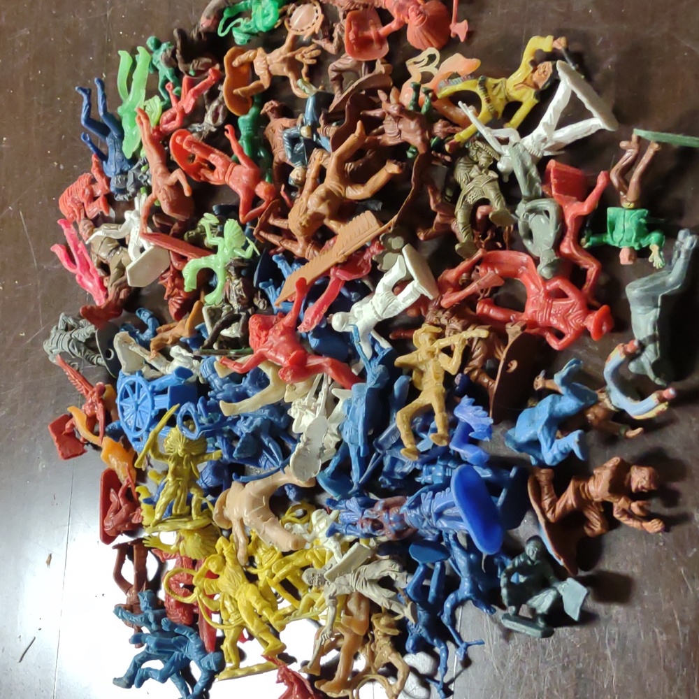 Vintage cowboys, Indians, and soldiers